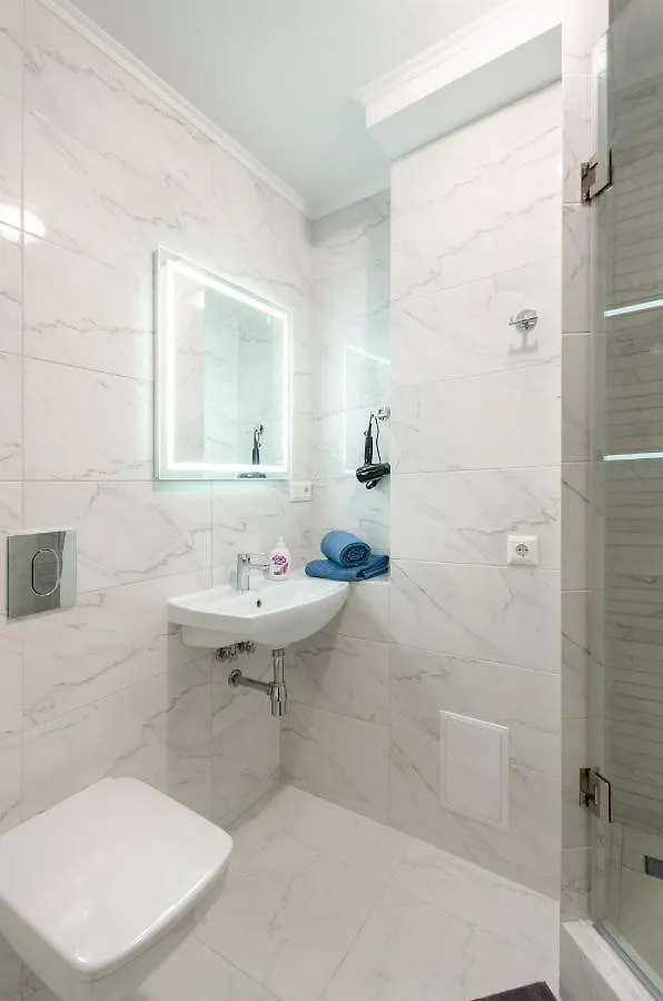 Artal Apartment On Obolonskyi Avenue 16 Kyiv Ukraine